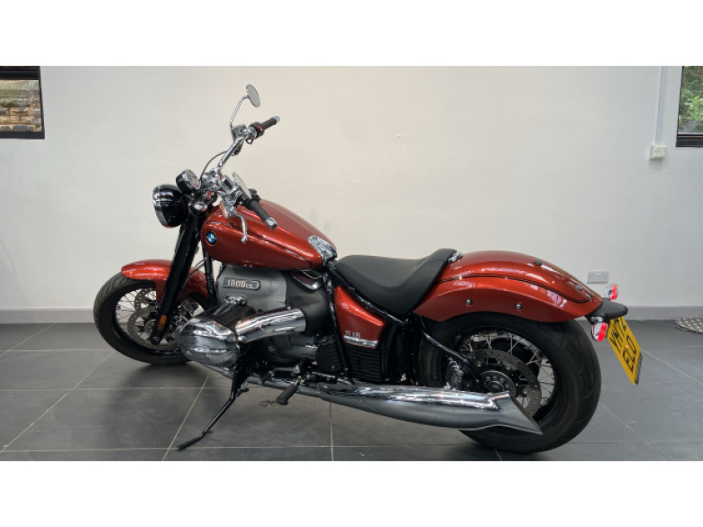 BMW R18 First Edition